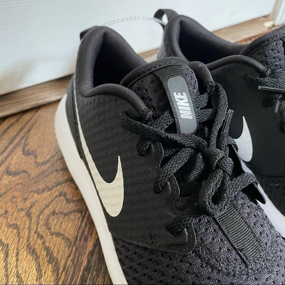 NWOT Nike Roshe G 2021 Golf Shoes Black White Mens CD6065-001 - Picture 6 of 6